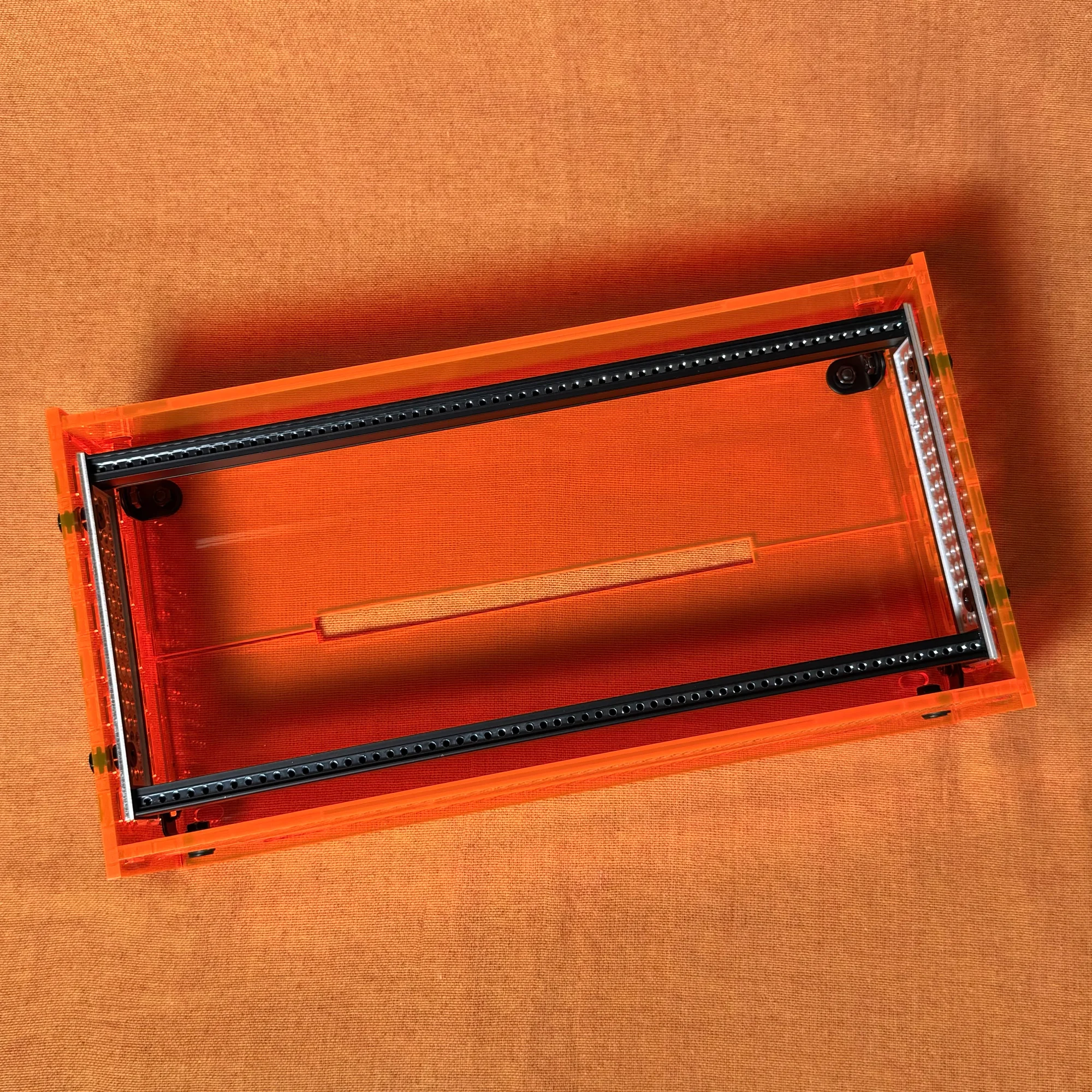 ZB60 Orange 01